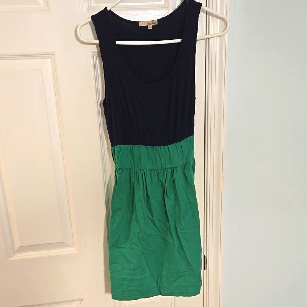 BeBop Black and Green Sheath Mini Dress with Scoop Neck and Sleeveless Design